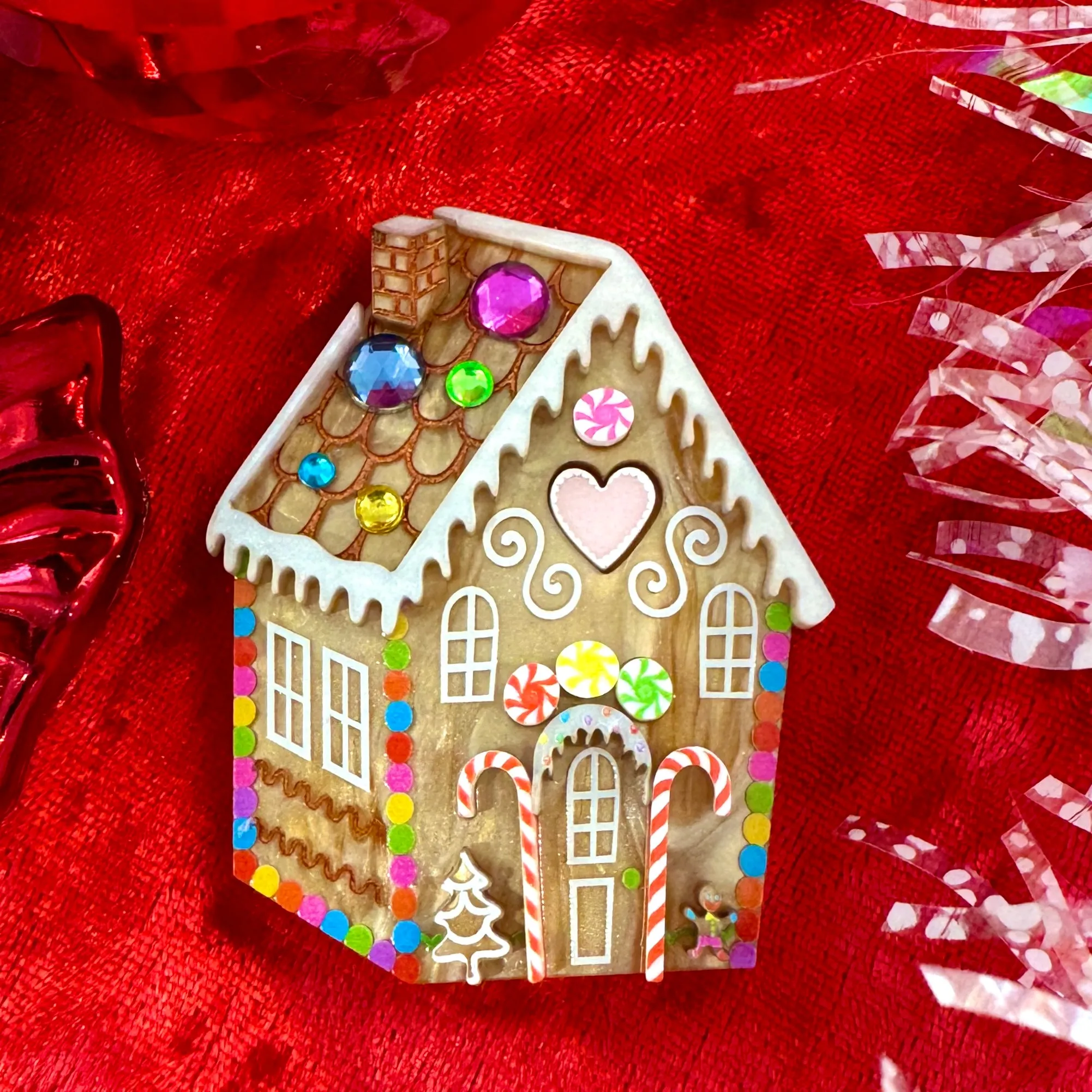 Classic Gingerbread house - Brooch