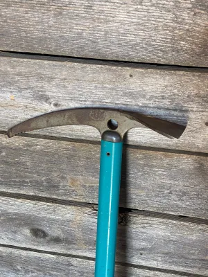 Classic Mountaineering Ice Axe